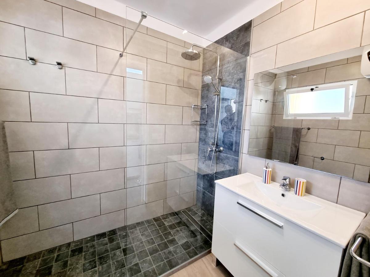 Apartamento Giovanni 09 Playa Roca Costa Teguise Extérieur photo